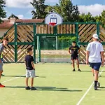 مكان تخييم Le Soleil Des Landes